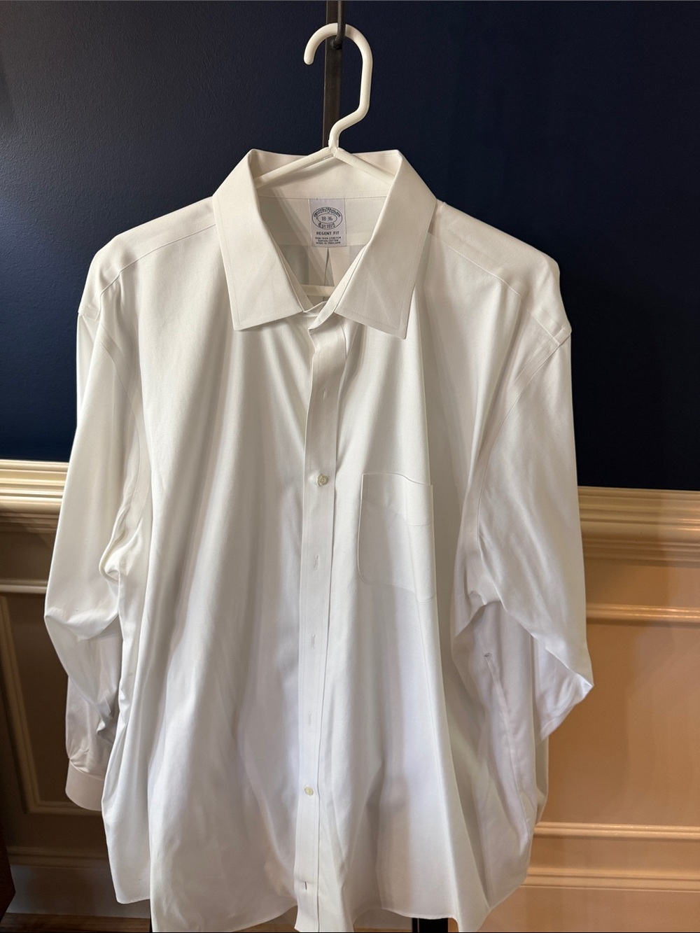 Brooks Brothers White Men's Dress Shirt - Point Collar